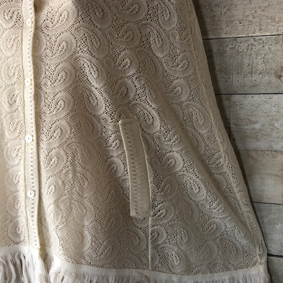 Vintage Lace Knit Paisley design fringe cape - Picture 6 of 13